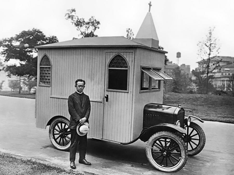  Ford Model TT Mobile Chapel 1923 года  (фото 1 из 1)